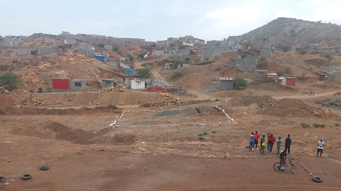 Praia. Moradores do bairro de Jerusalém dizem-se abandonados pela Edilidade