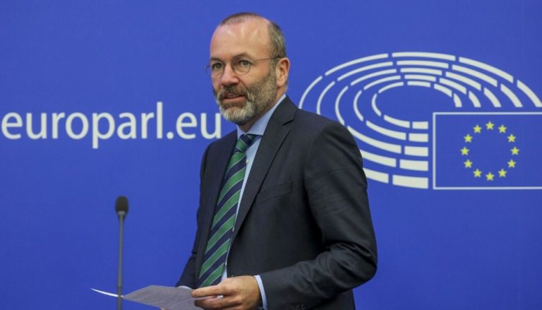 PPE convida Socialistas e Liberais para aliança no Parlamento Europeu