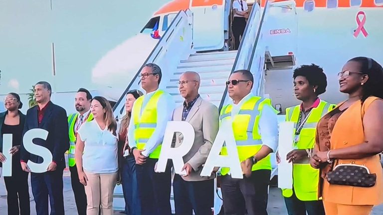 Última hora. Com voos a partir de 20EUR, easyJet aterra na Praia