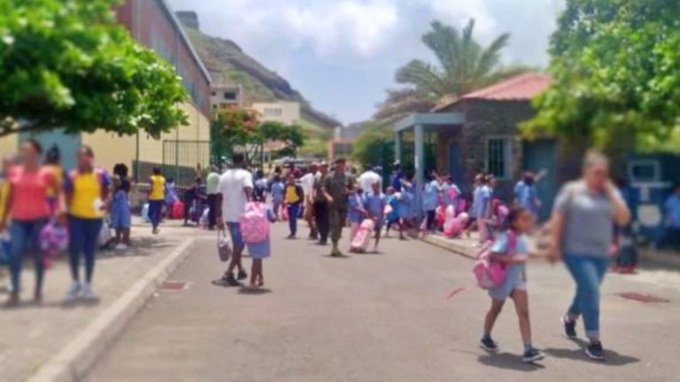 Subsídio de Regresso às Aulas volta a apoiar famílias no arranque do novo ano letivo