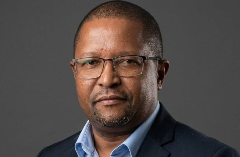 Antigo Diretor Nacional de Educação critica discurso do ministro da Educação e defende continuidade das políticas educativas