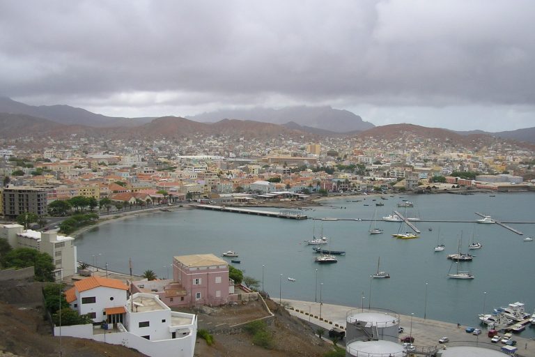 Mindelo vai ter Casino