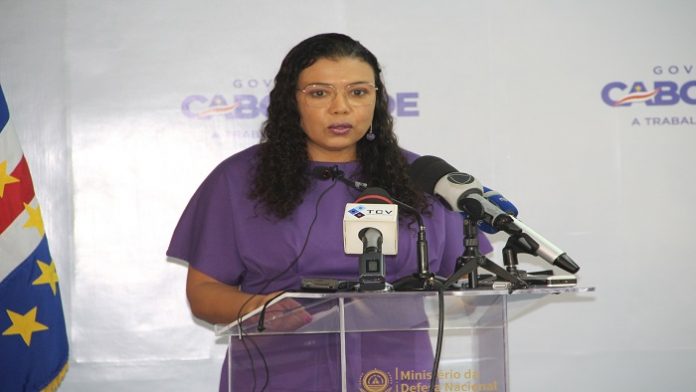 Ministra da Defesa e Coesao Territorial_Janine Lélis