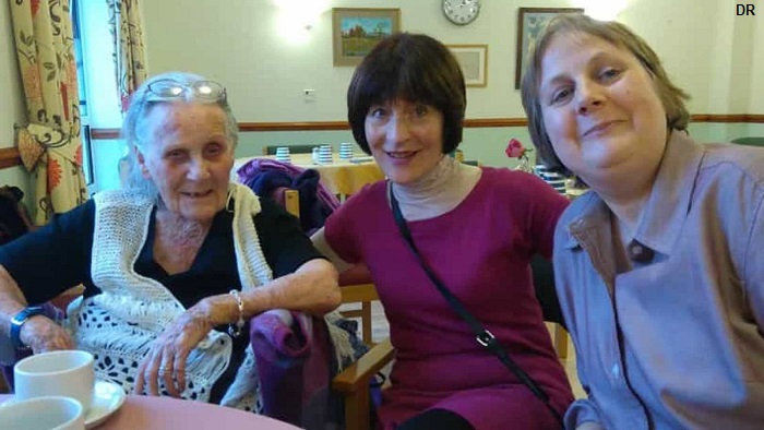 Mulher de 99 anos vence Covid-19. Sua história é “surpreendente”