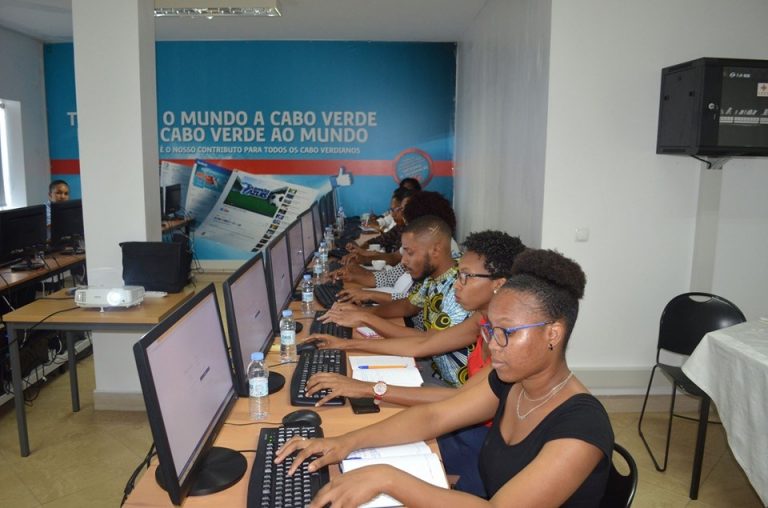 Cerca de 3 mil jovens beneficiaram de Estágios Profissionais em 2019