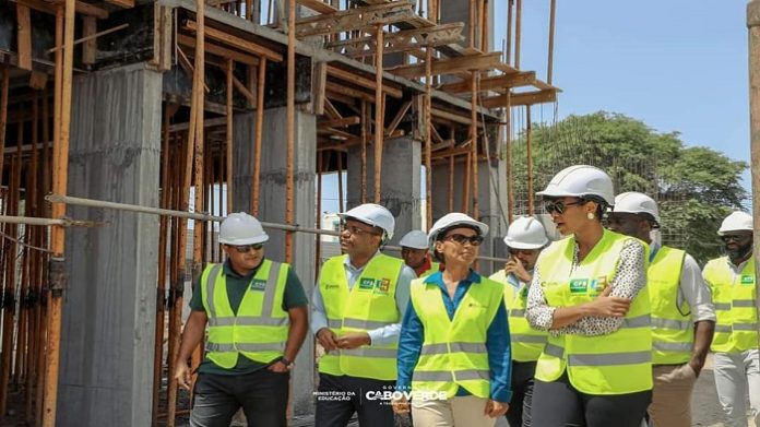 Obras do novo Liceu da Várzea decorrem num ritmo acelerado