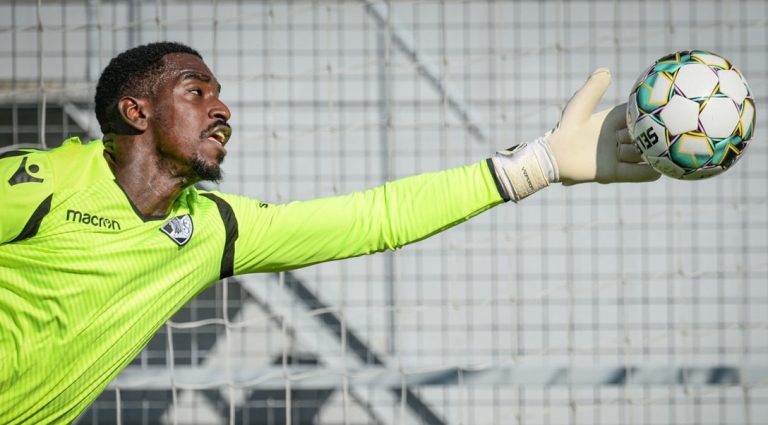 Guarda-redes Bruno Varela esclarece ausência no CAN 2023