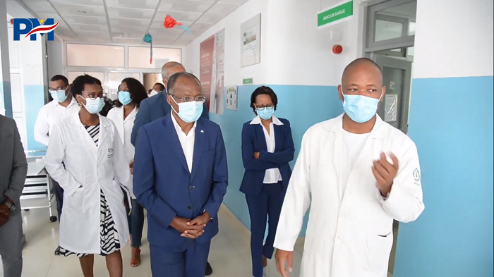 PM diz ter constatado evolução “muito positiva” na região sanitária de Santiago Norte