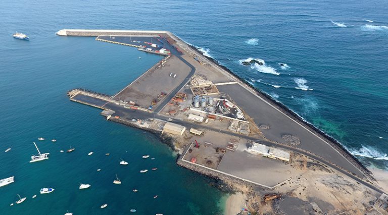Aeronave Francesa apoia Cabo Verde na busca de embarcação com pescadores desaparecidos