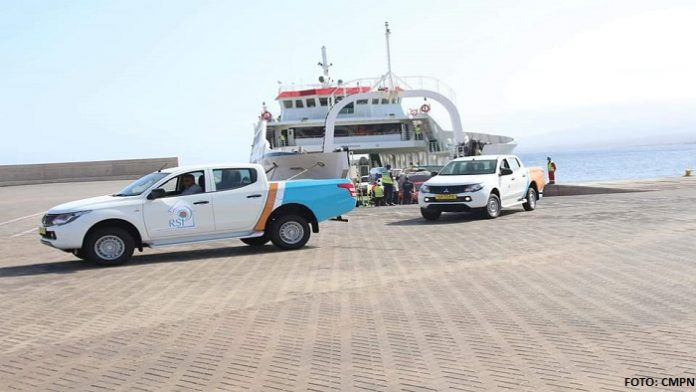 Ribeira Grande e Porto Novo recebem novas viaturas para ação social
