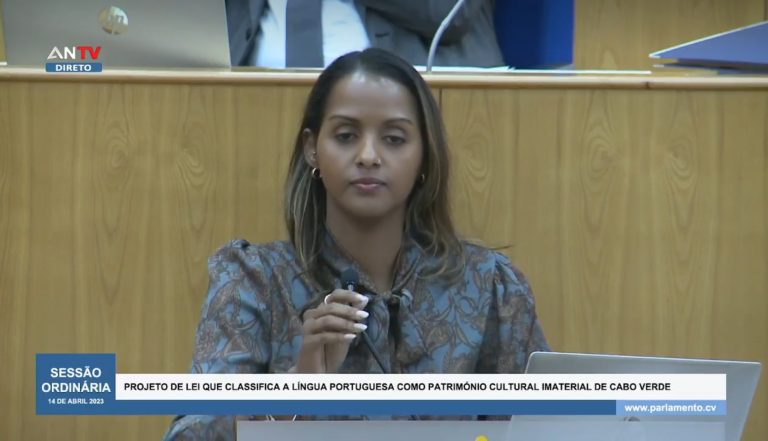 Projeto de lei que classifica Língua portuguesa como património cultural imaterial aprovado no Parlamento
