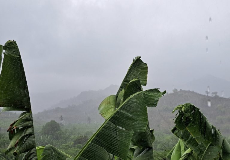 Ilha de Santiago amanheceu com chuva intensa