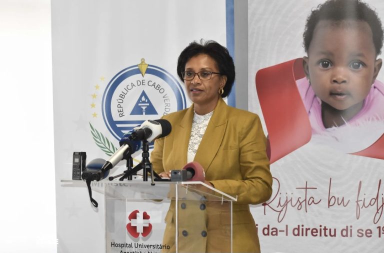 Cabo Verde lança campanha de emissão do Cartão Nacional de Identidade à nascença