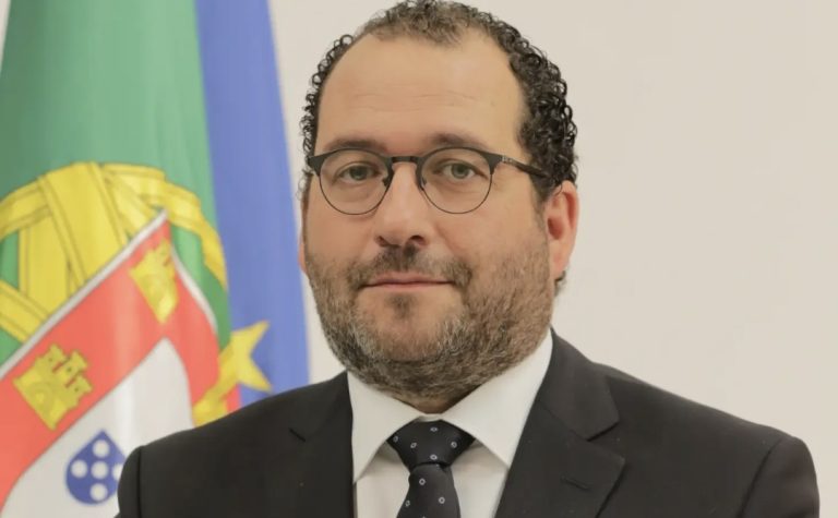 Ministro da Educação Português de visita oficial à Cabo Verde