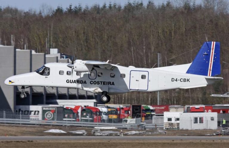 Futuros pilotos de avião da Guarda Costeira terminam formação
