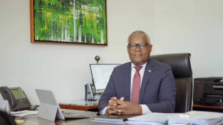 Ministro das Comunidades participa na XXVIII conferência dos Presidentes das regiões ultraperiféricas