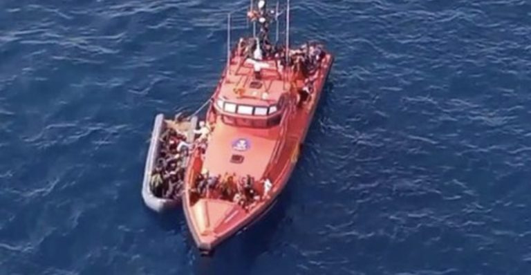 Resgatadas 93 pessoas na costa das Ilhas Canárias