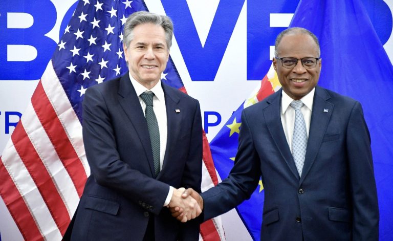 Primeiro-Ministro recebe Secretário de Estado dos EUA no Palácio do Governo