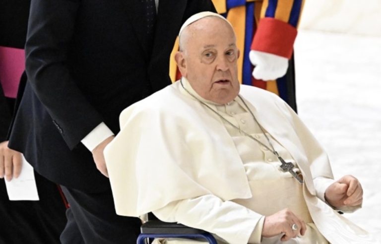Memória do Holocausto contra “lógica do ódio e da violência” é evocado pelo Papa