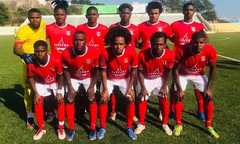 Futebol/Santiago Sul. Travadores vence Académica da Praia e lidera campeonato com 35 pontos