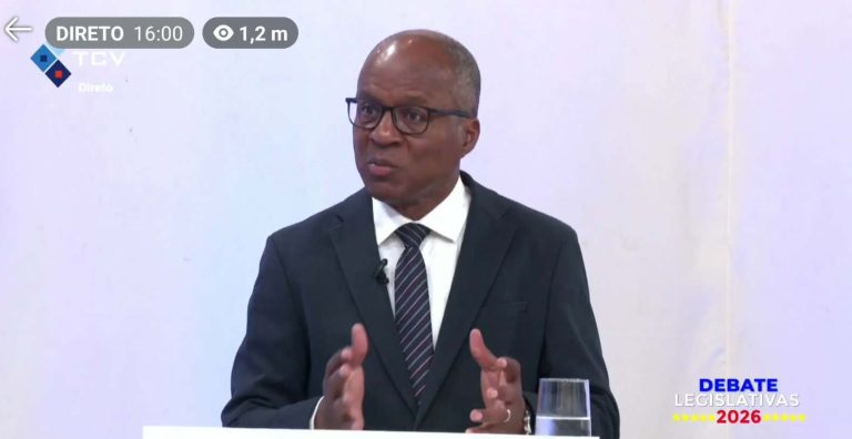 Correção. Presidente do MpD está presente no debate eleitoral juntamente com UCID e PP