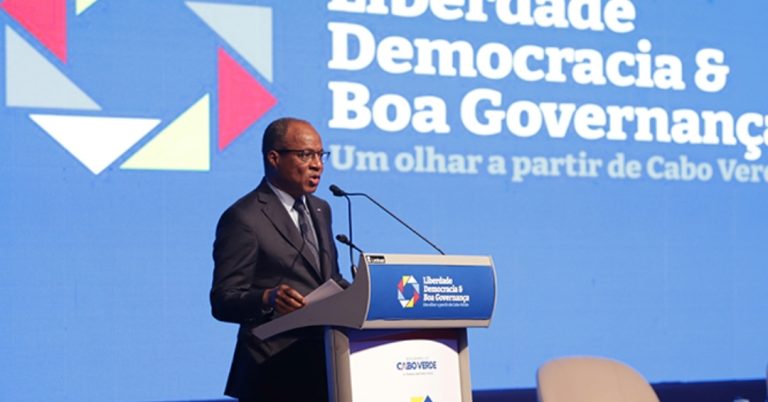 Liberdade e democracia são “bens essenciais” à humanidade