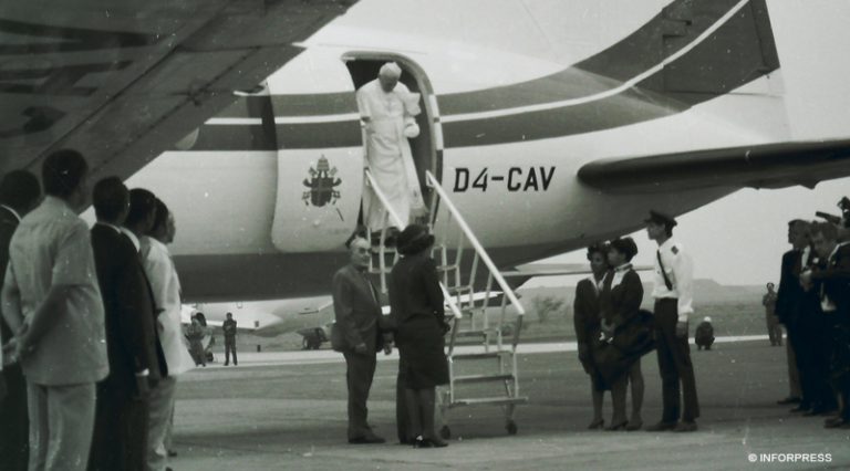 Efeméride. Papa João Paulo II visitava Cabo Verde, há 34 anos