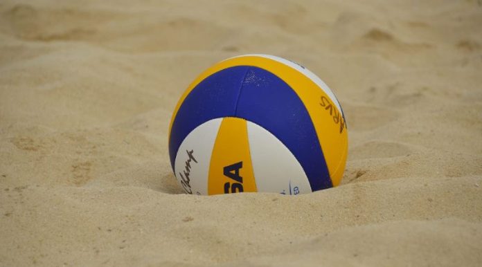 Voleibol_de_praia_88674450d0