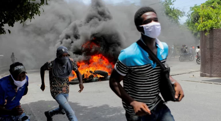 Haiti. Violência de “gangues” deixa 150 mortos em uma semana