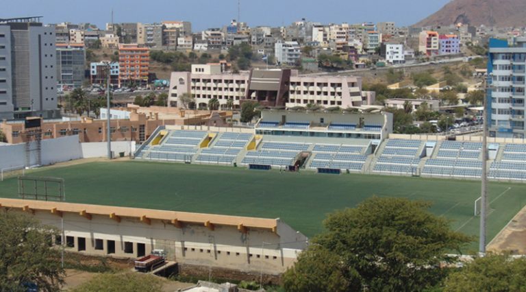 Suspenso campeonato regional em Santiago Sul