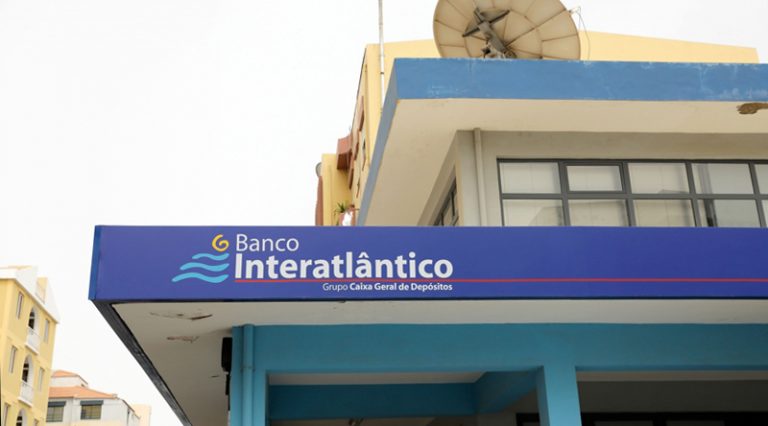 Banco Interatlântico conquista título de Banco do Ano 2023 pelo The BANKER