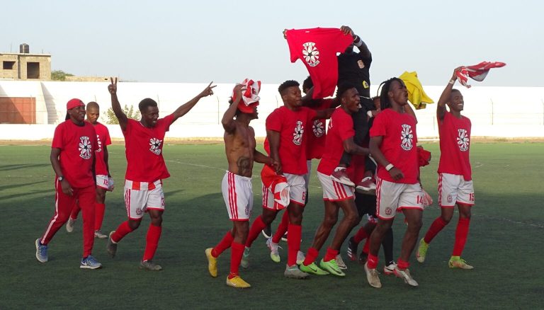 Futebol. Barreirense campeão na Ilha do Maio