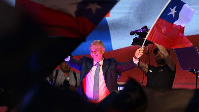 chile-election-runoff-vote-results-36524795