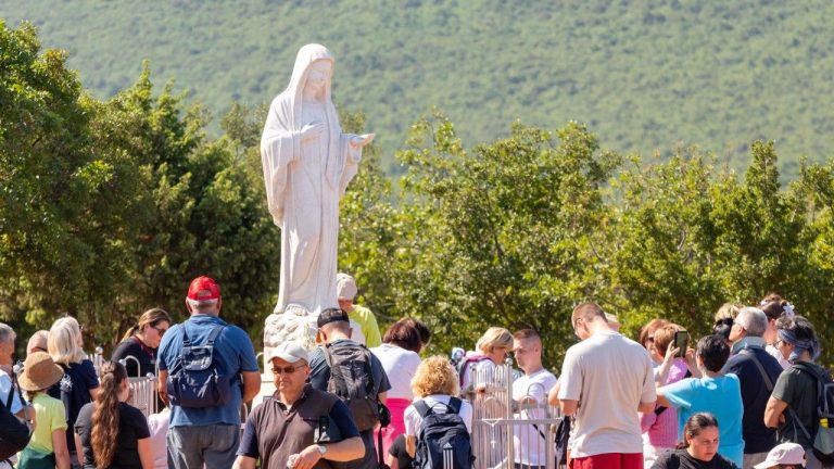Santuário de Medjugorje é vandalizado dias antes de encontro internacional de jovens