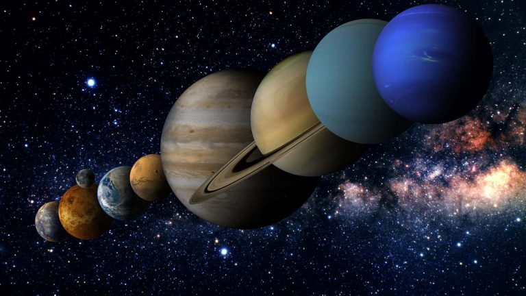 Alinhamento raro de sete planetas visível no céu nesta noite