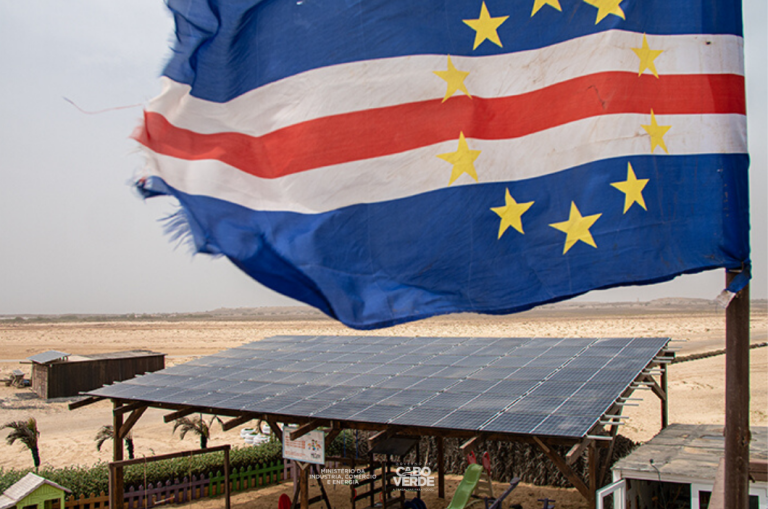 BEI disponibiliza 13,2 Milhões de Contos para projetos de energias renováveis ​​em Cabo Verde