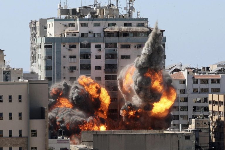 Israel vai lançar ataques no centro de Gaza
