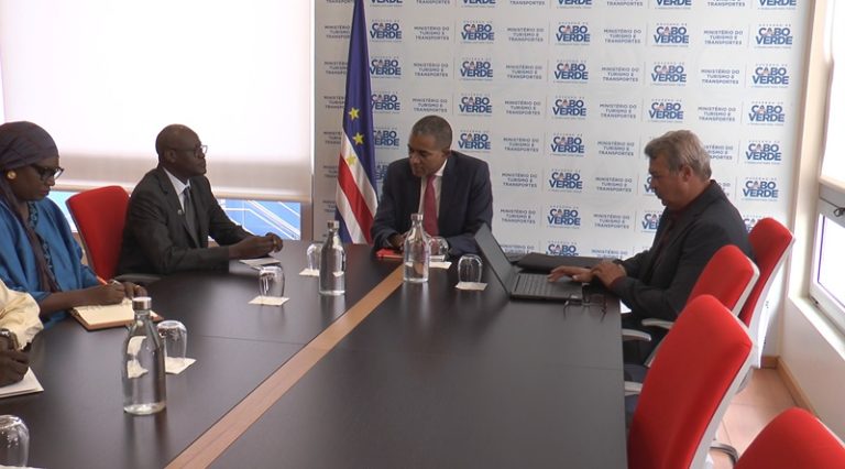 Senegal propõe parceria com Cabo Verde no turismo litoral de cruzeiros