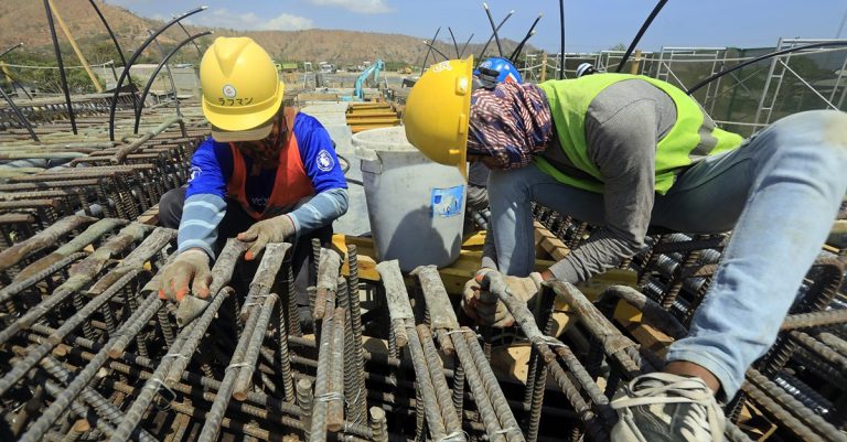 Produção na construção civil cai 5,6% no segundo trimestre de 2024