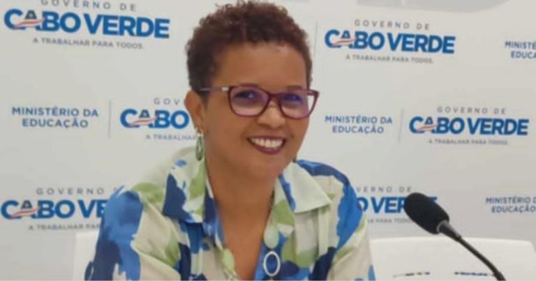 Ribeira Grande assinala Mês do Professor com oficina sobre ensino do Português como segunda língua