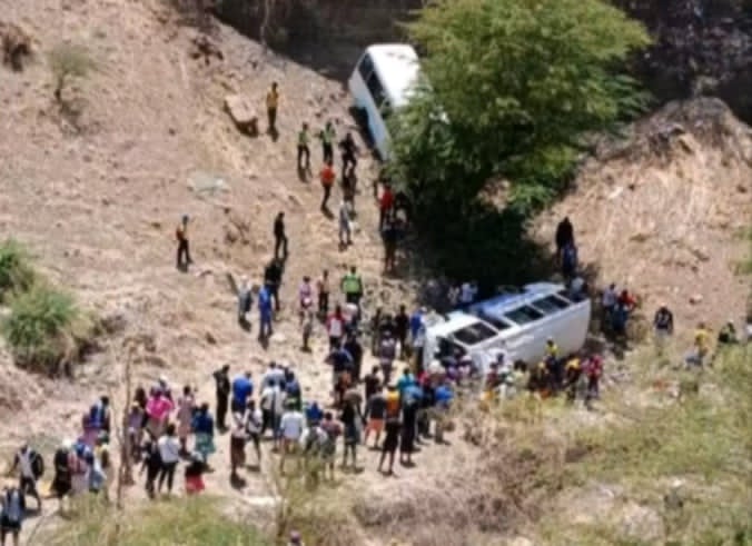 Última hora. Acidente entre transportes de estudantes faz vários feridos em Santa Catarina