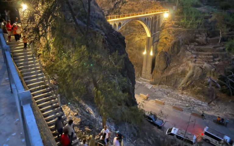 Inaugurada iluminação na Ponte Canal, Ribeira Grande