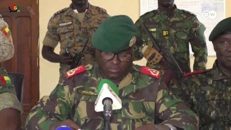 Militares suspendem Constituição na Guiné-Bissau e anunciam controle do poder no País