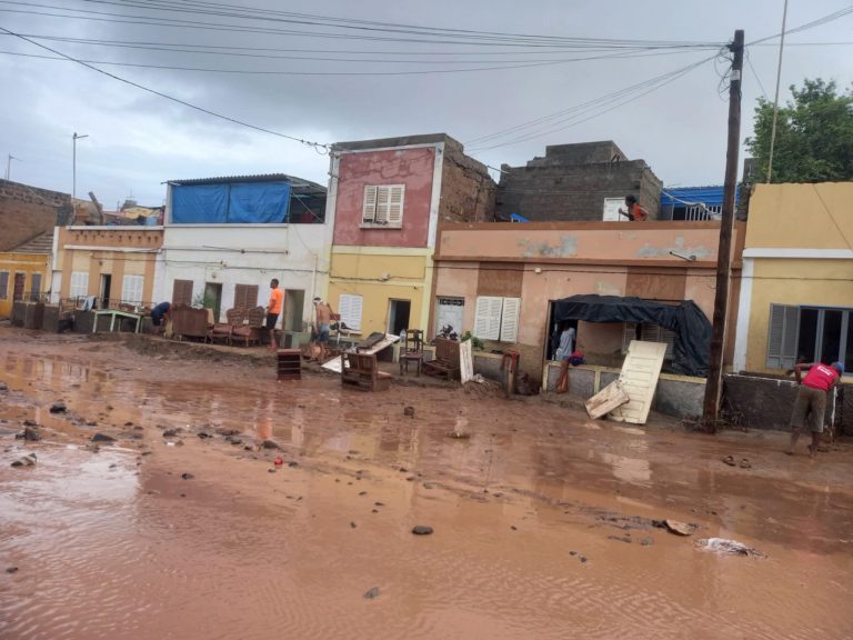 Tragédia em São Vicente. Imagens mostram destruição após chuvas que mataram 7 pessoas (a confirmar)