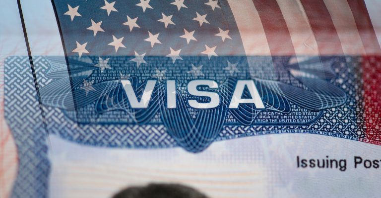 EUA impõem nova taxa de 250 Dólares sobre vistos de não imigrantes