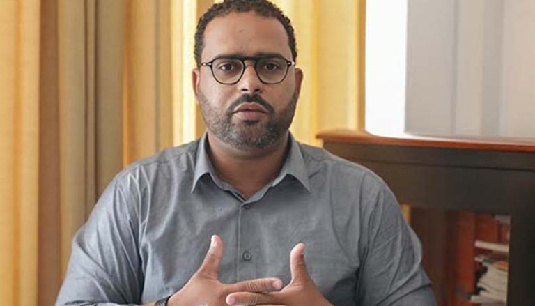 Governo atribui mais 25 contos mensais ao presidente da JPAI para acumular dois gabinetes