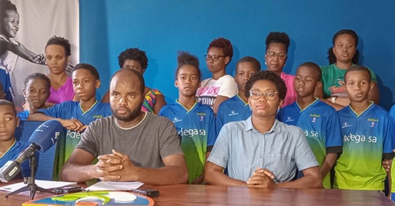 Volte face. Concedido Vistos à Escola de Futebol de Achada Grande Trás para intercâmbio em Portugal