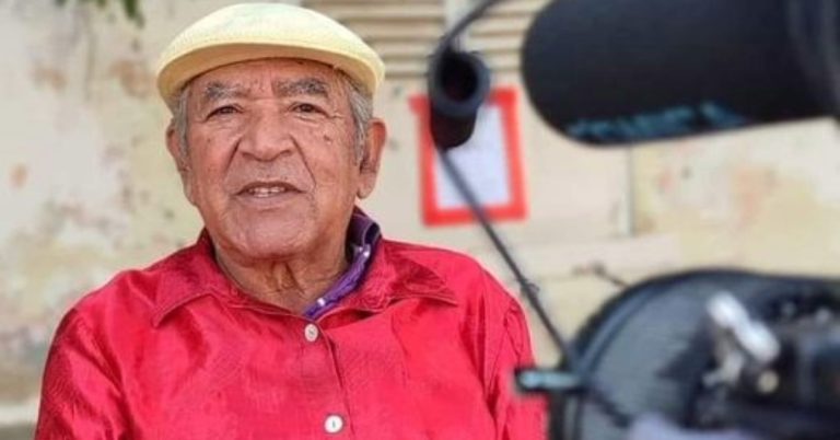 Morreu Xindo, primeiro vocalista dos Tubarões