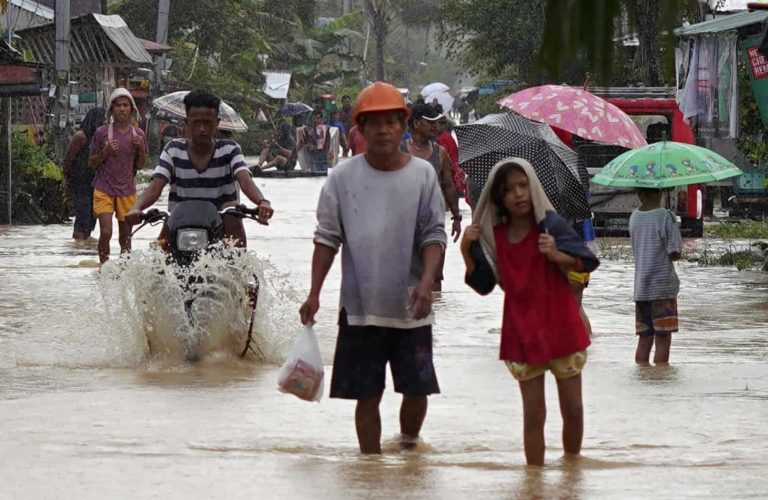 Tempestade faz estragos e deixa quase 30 mortos nas Filipinas