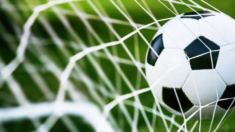 EPIF e Bola Pra Frente avançam para a final do Nacional Sub-17